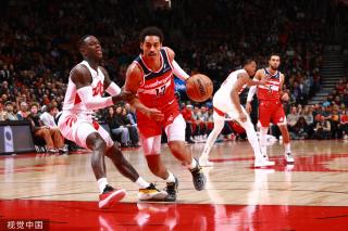 高涨时略显 高涨时略显