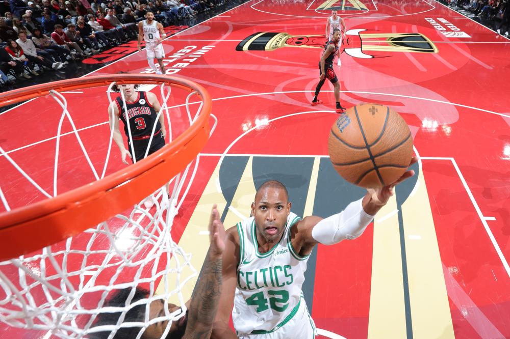 赛季前半年 赛季前半年