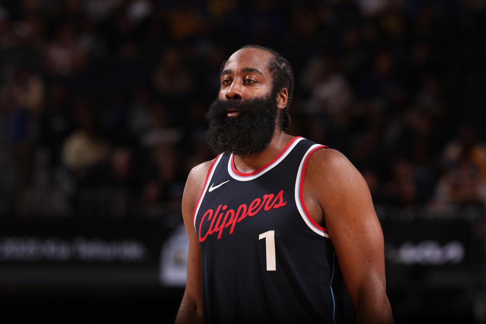 边锋与中后 边锋与中后